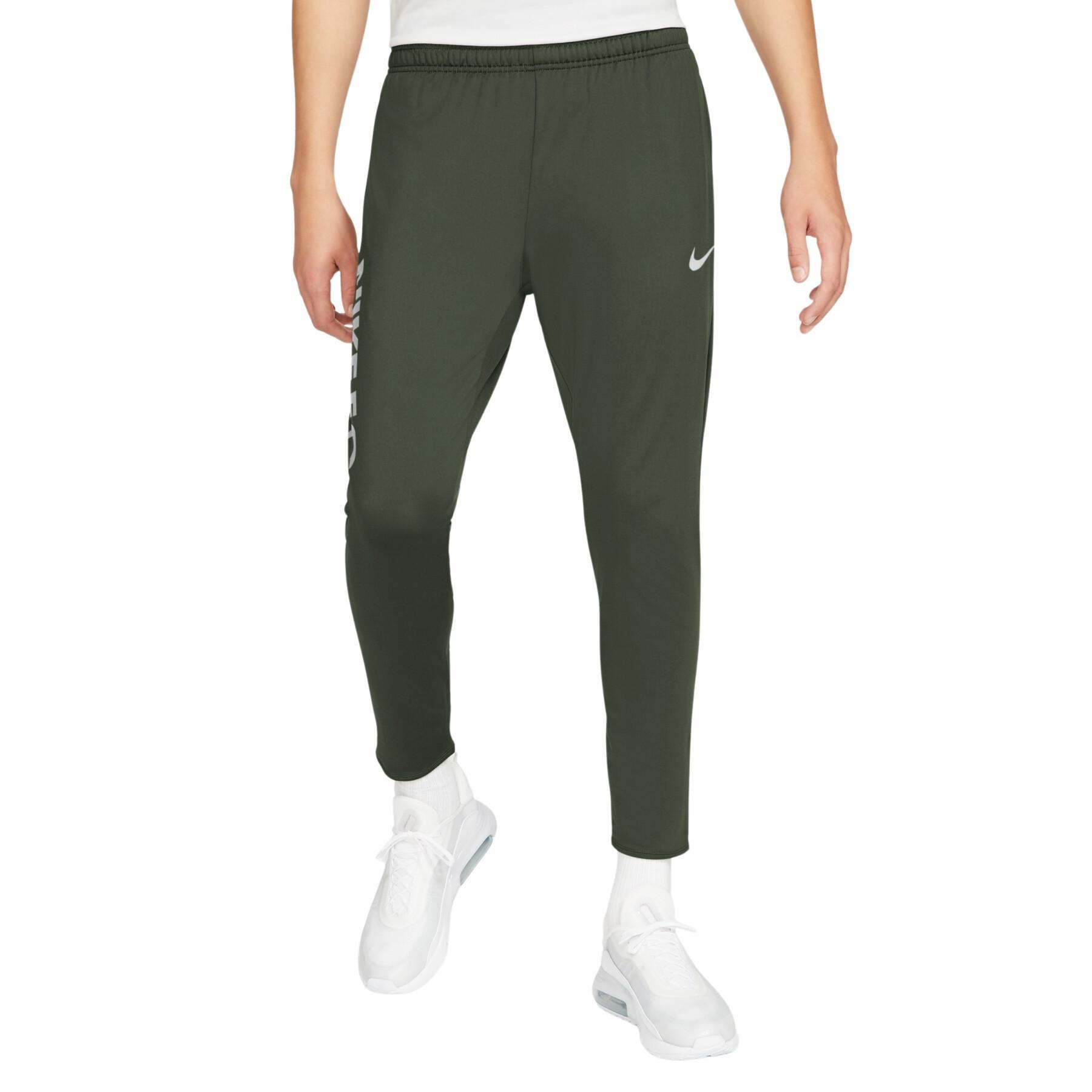 Sweatpants Nike F.C. Essential