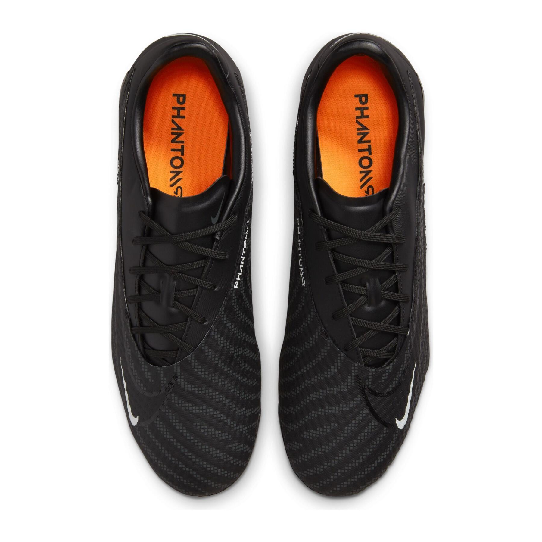 Soccer shoes Nike Phantom GX Academy MG - Black Pack