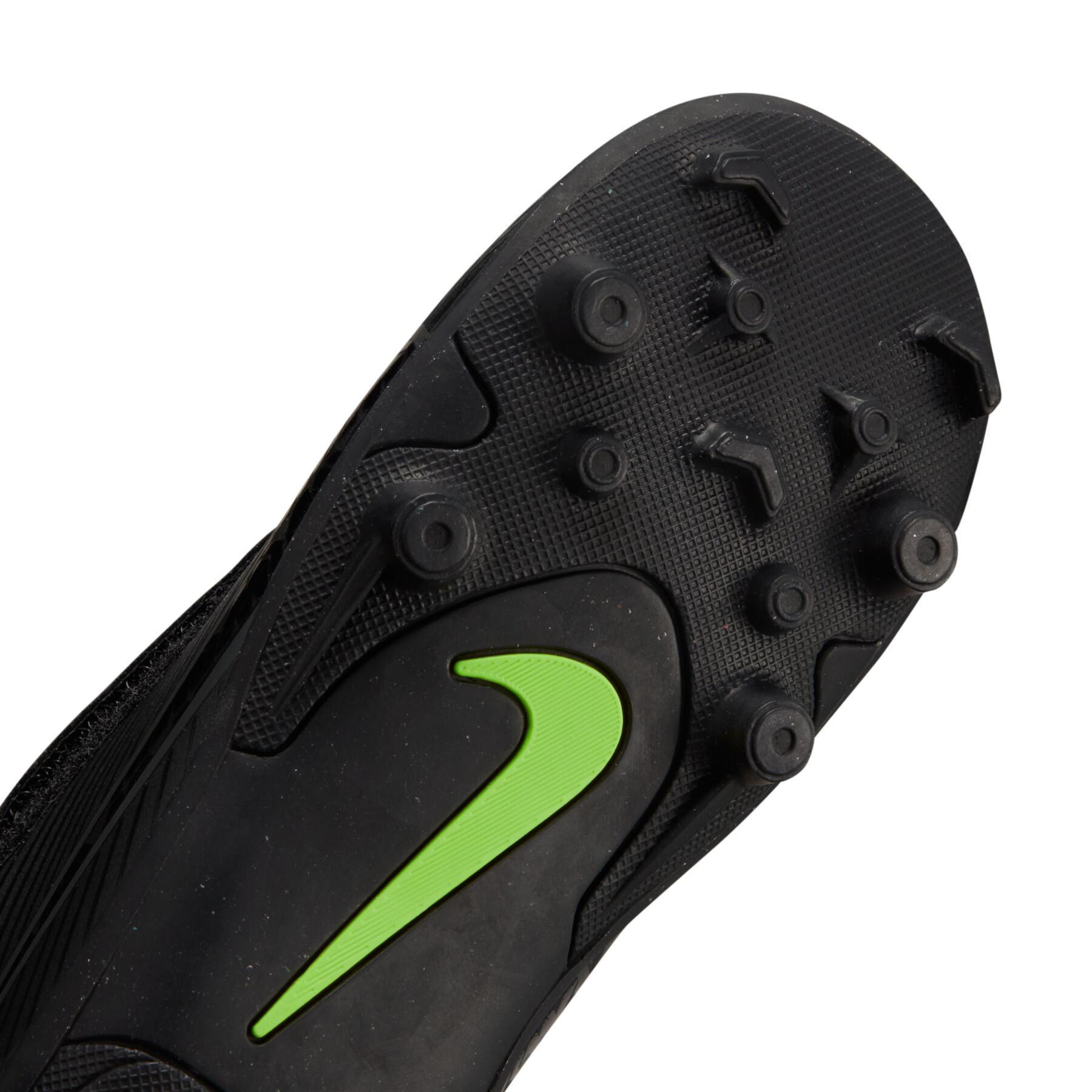 Children's soccer shoes Nike Mercurial Vapor 15 Club MG - Shadow Black Pack