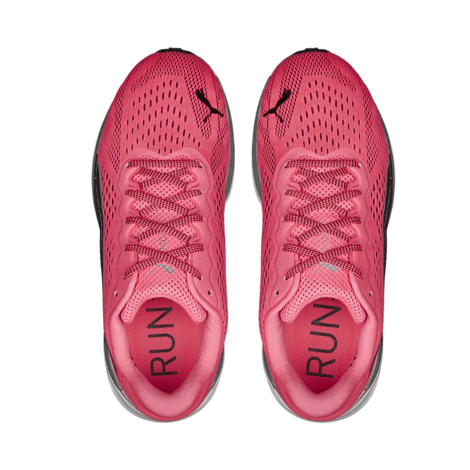 Women's running shoes Puma Magnify Nitro Surge