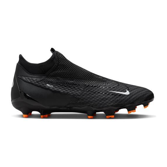 Soccer shoes Nike Phantom GX Academy DF FG/MG - Black Pack