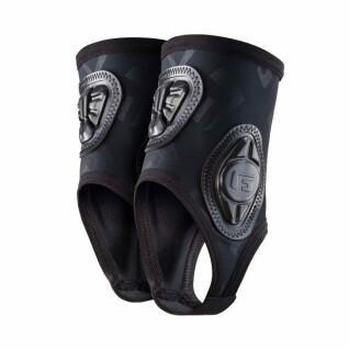 Shin guards G-Form Pro S Compact