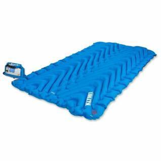 Patented self-inflating double V-shaped mattress Klymit double V