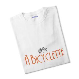 T-shirt woman to Bicycle
