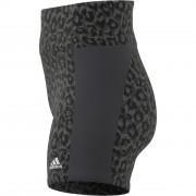 Female cyclist adidas Designed To Move Aeoready Leopard Imprimé